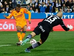 法国杯今夜再迎强敌，利物浦状态回暖，主帅态度——球迷炸锅，轮换策略成焦点的简单介绍-九游网址入口