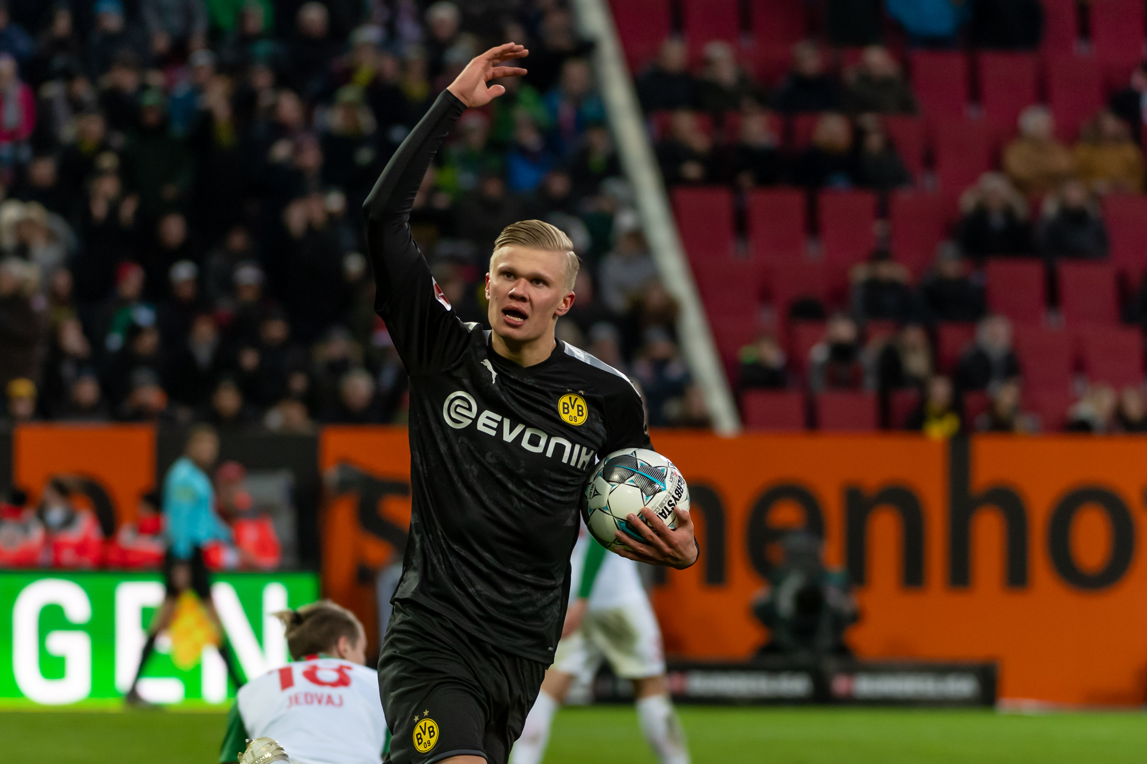 关于今晨突围战来临；布鲁克林篮网围绕德甲完成体检；话题不断；球队文化再被提及的信息-九游平台